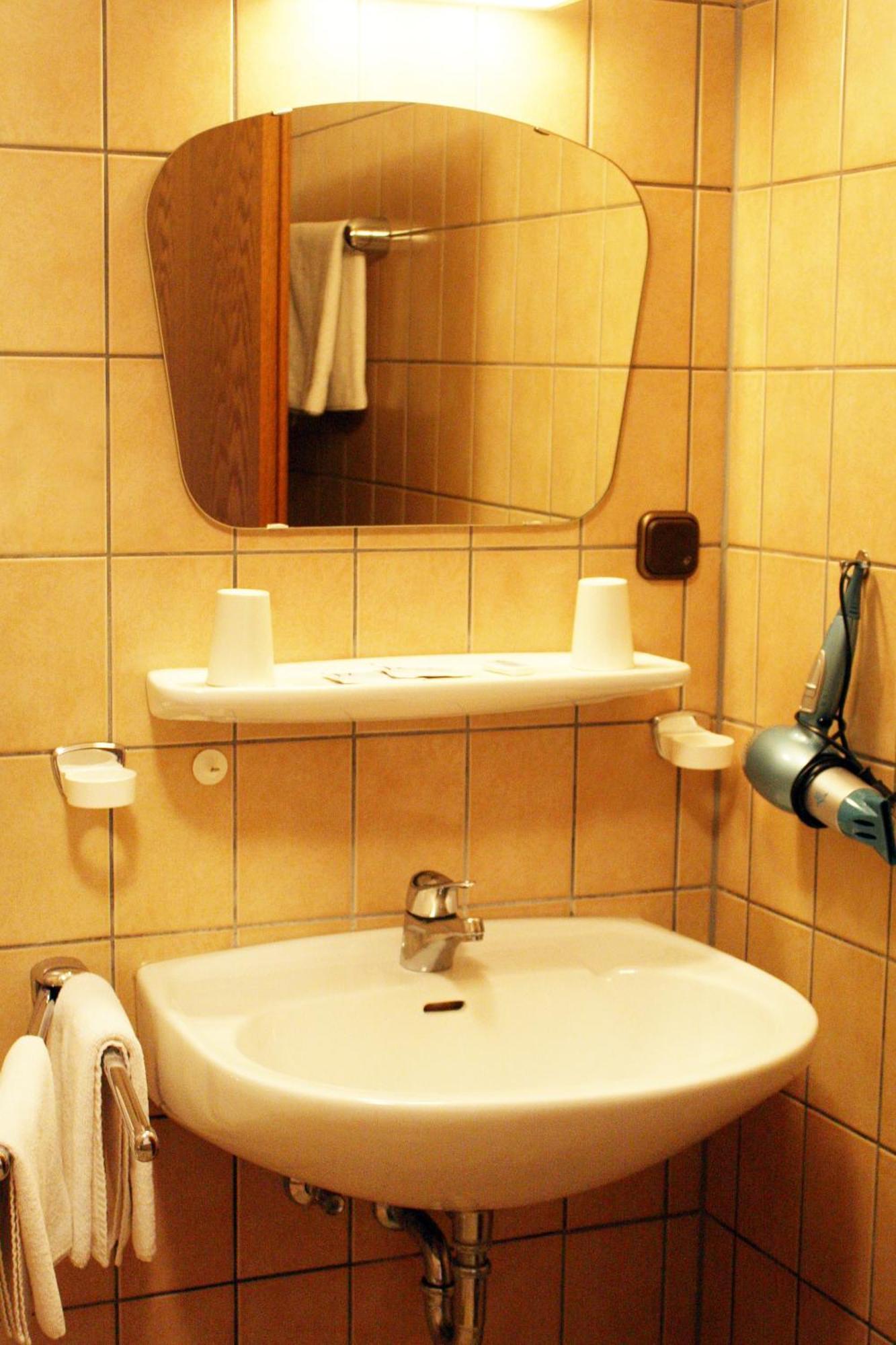 Hotel Drei Kronen Burgkunstadt المظهر الخارجي الصورة