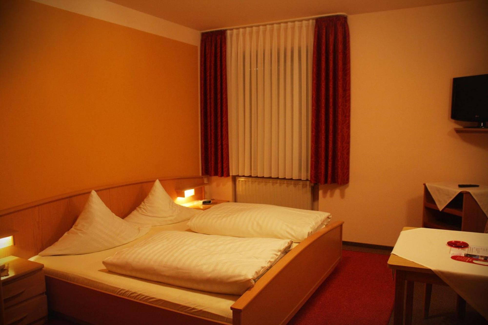 Hotel Drei Kronen Burgkunstadt المظهر الخارجي الصورة